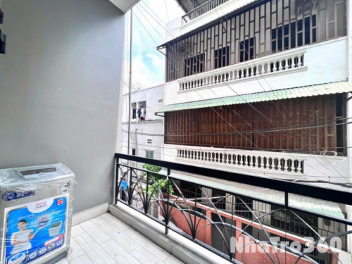 STUDIO BAN CÔNG CÓ MGR GẦN NHÀ GA T3 QUẬN TÂN BÌNH