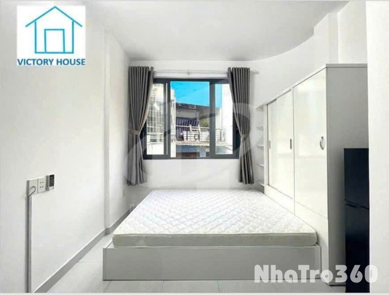 Cho thuê căn hộ dịch vụ full nội thất - cửa sổ thoáng Quận 1