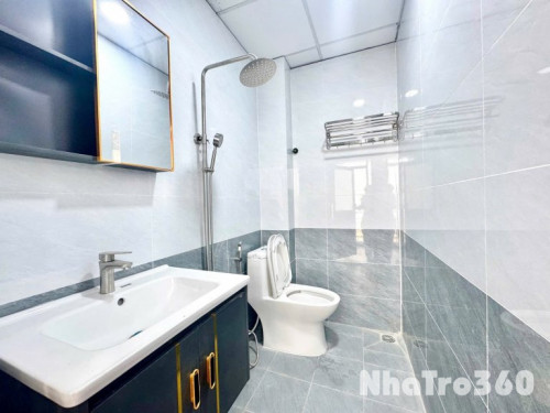 Cho thuê căn hộ ban công Q8, đường Dương Bá Trạc, gần ĐH ĐH Sài Gòn, cầu Chữ Y, cầu Nguyễn Văn Cừ