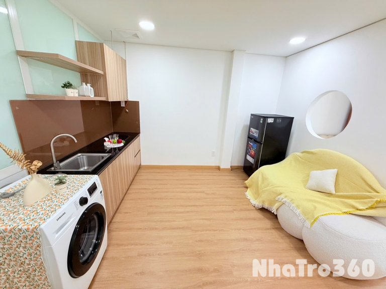 Căn Hộ Tách Bếp Bancol 40m2 Thang Máy Hoàng Sa Q3