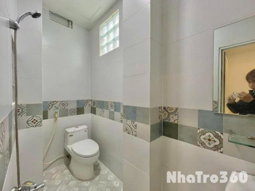 Cho thuê căn hộ Studio Cửa sổ thoáng Q4 gần ĐH Nguyễn Tất Thành, cầu Ông Lãnh, cầu Nguyễn Văn Cừ