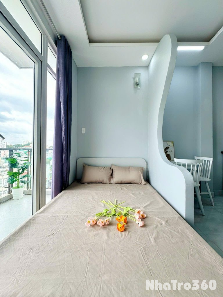 🏠 Căn hộ dịch vụ ban công lớn xịn xò - tách bếp - full nội thất quận 1.