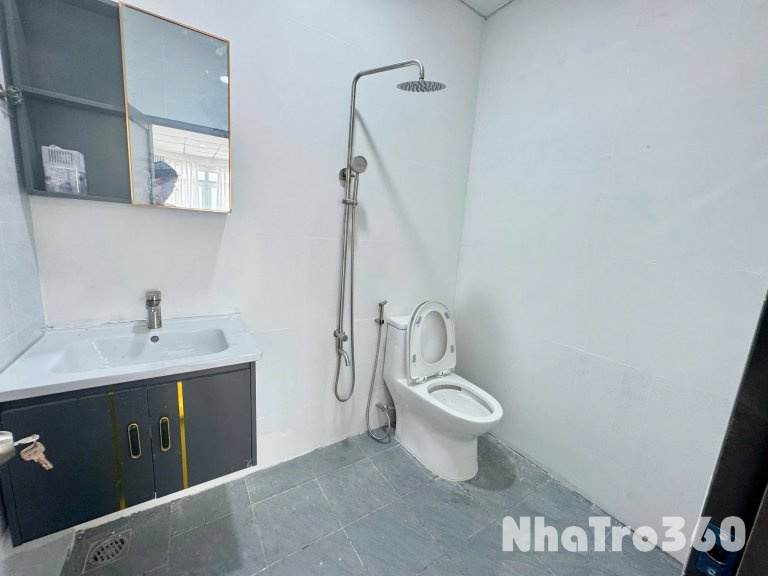 Cho thuê căn hộ ban công Q8, đường Dương Bá Trạc, gần ĐH ĐH Sài Gòn, cầu Chữ Y, cầu Nguyễn Văn Cừ