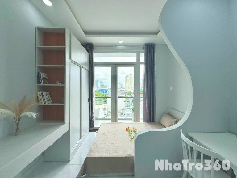 🏠 Căn hộ dịch vụ ban công lớn xịn xò - tách bếp - full nội thất quận 1.