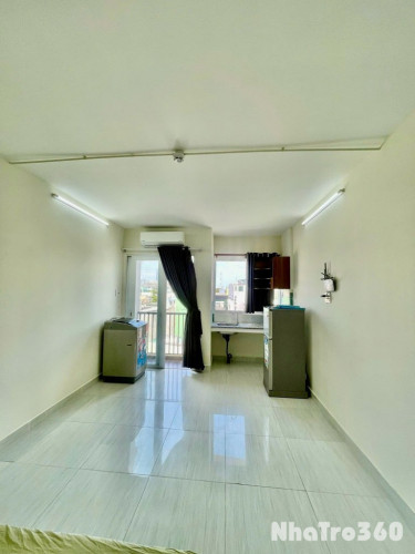 Cho thuê căn hộ Studio Ban công, Full nội thất Q4 gần ĐH Luật, ĐH Nguyễn Tất Thành, cầu Khánh Hội