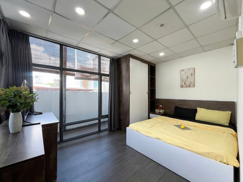 Căn hộ 1PN ban công rộng – full nội thất ngay trung tâm Quận 1