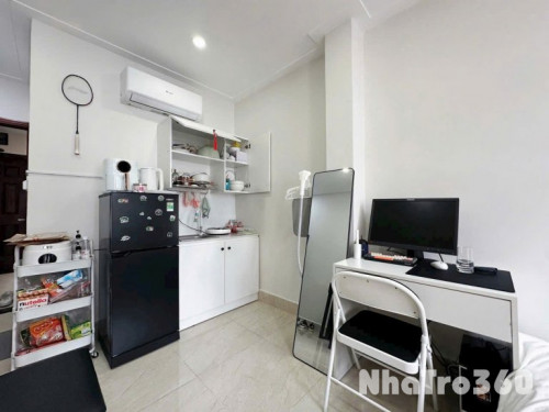Studio ban công lớn - máy giặt riêng quận 10. Gần ĐH Bách Khoa, ĐH Huflit, ĐH Ki Studio ban công lớn - máy giặt riêng quận 10.