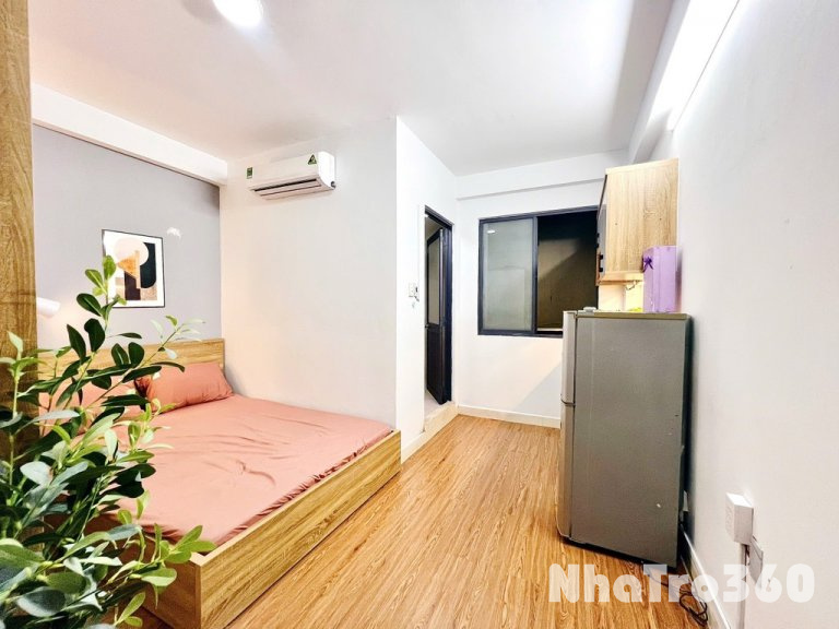 Full nội thất, tự do, giá rẻ, cửa sổ trời