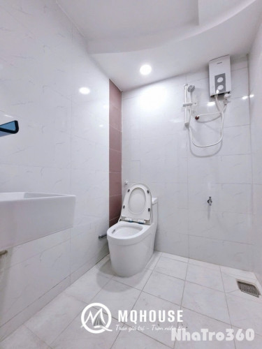 Full nội thất, cửa sổ trời, giá rẻ, studio
