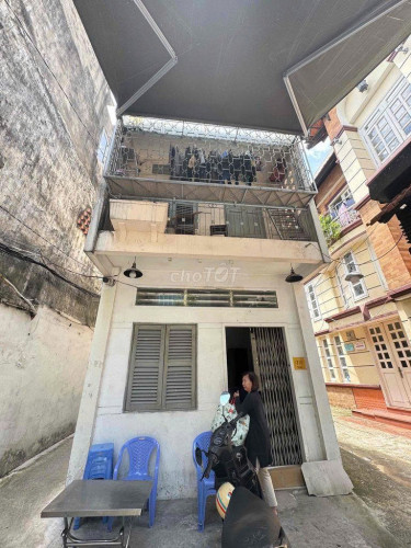 Cho Thuê Nhà Đối Diện Tòa Nhà Hd Bank Nguyễn Đình Chiểu- 1 Trệt 1 Lầu, 30m2 (Dtsd=60m2) P.Đa Kao, Q.1