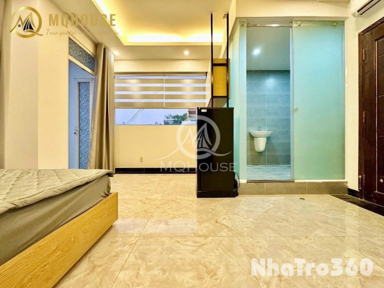 Full nội thất, ban công, cửa sổ, máy giặt riêng