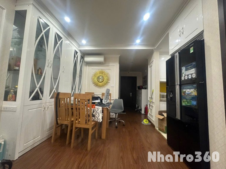 Cho thuê căn hộ chung cư Tầng 11 Nguyễn Trãi, 75m2, 2 ngủ, 2 vệ sinh, 15 Triệu