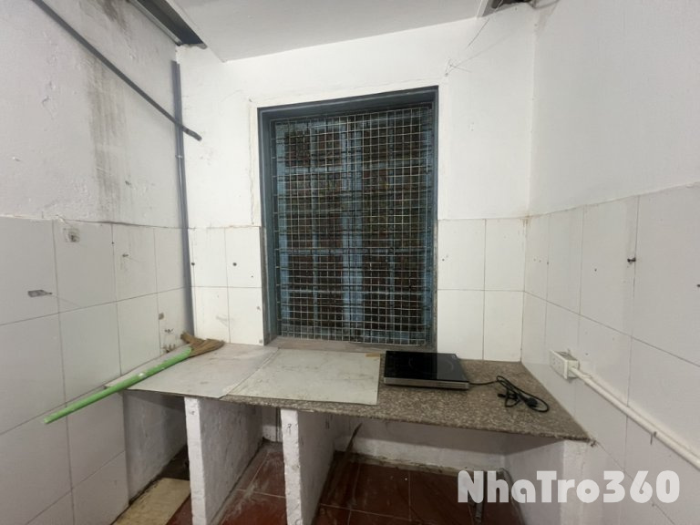 CĂN HỘ MẶT ĐƯỜNG CẦN RỘNG TÌM NGƯỜI THUÊ