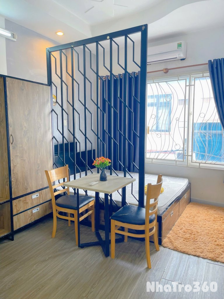 Căn hộ mini cửa sổ lớn thoáng sáng – tách bếp – full nội thất ngay trung tâm quận 1.