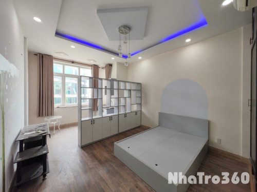 Cho thuê căn 1PN - cửa sổ lớn - tách bếp mặt tiền đường quận 8