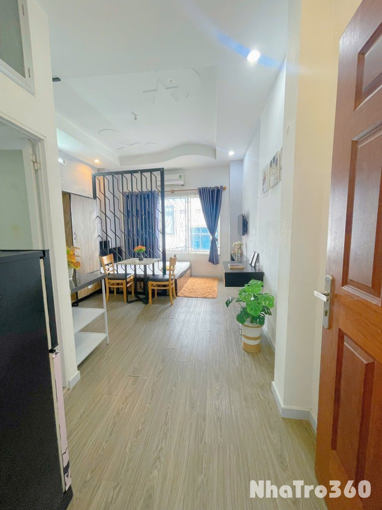 Căn hộ mini cửa sổ lớn thoáng sáng – tách bếp – full nội thất ngay trung tâm quận 1.