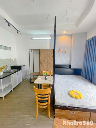 Căn hộ mini cửa sổ lớn thoáng sáng – tách bếp – full nội thất ngay trung tâm quận 1.
