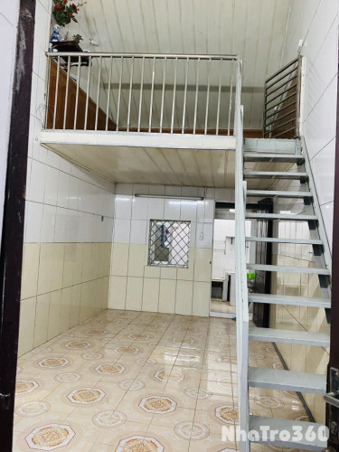 CẦN CHO THUÊ NHÀ RIÊNG 40m2 TẦNG TẠI QUẬN HAI BÀ TRƯNG, HÀ NỘI