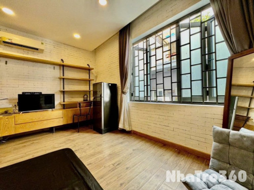 STUDIO CỬA SỔ FULL NT GẦN ETOWN CỘNG HOÀ