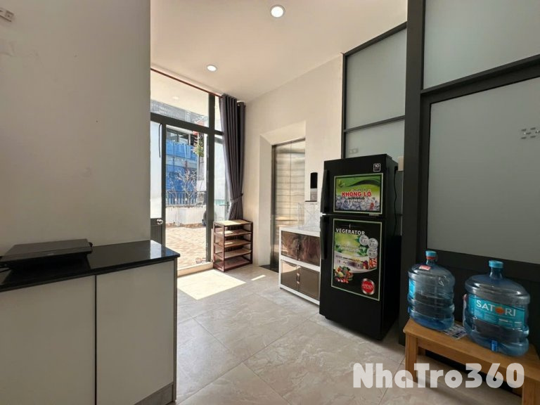 Căn hộ 1pn ban công lớn gần sân bay quận Tân Bình