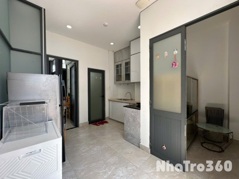 Căn hộ 1pn ban công lớn gần sân bay quận Tân Bình