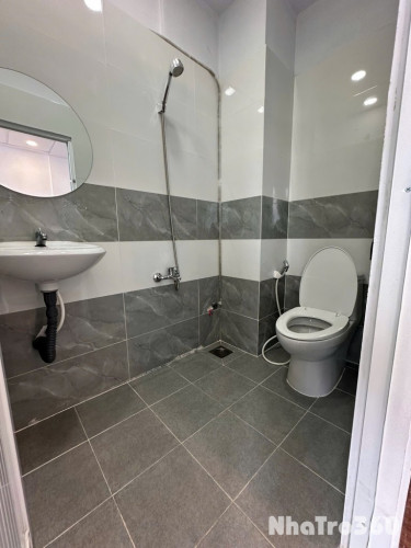 Cho thuê Studio ban công full nội thất Q8, ngay cầu Nguyễn Văn Cừ, cầu Rạch Ông, cầu chữ Y, Parcmall,…