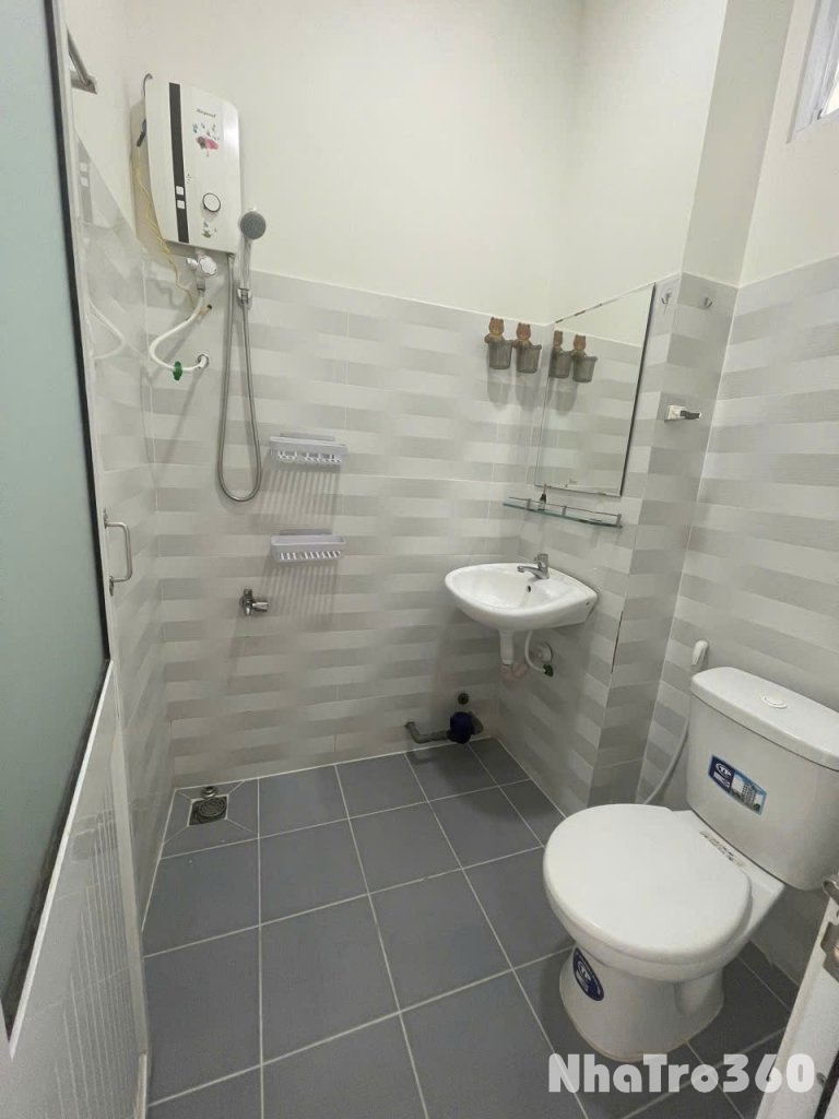 Cho thuê Studio cửa sổ Q4 - gần ngay Đh Luật, Đh Nguyễn Tất Thành, cầu Kênh Tẻ, cầu Tân Thuận,…