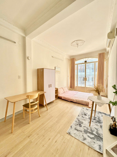 Cho Thuê Căn Hộ Quận 3 Có Ban Công Full Nội Thất Rộng Rãi