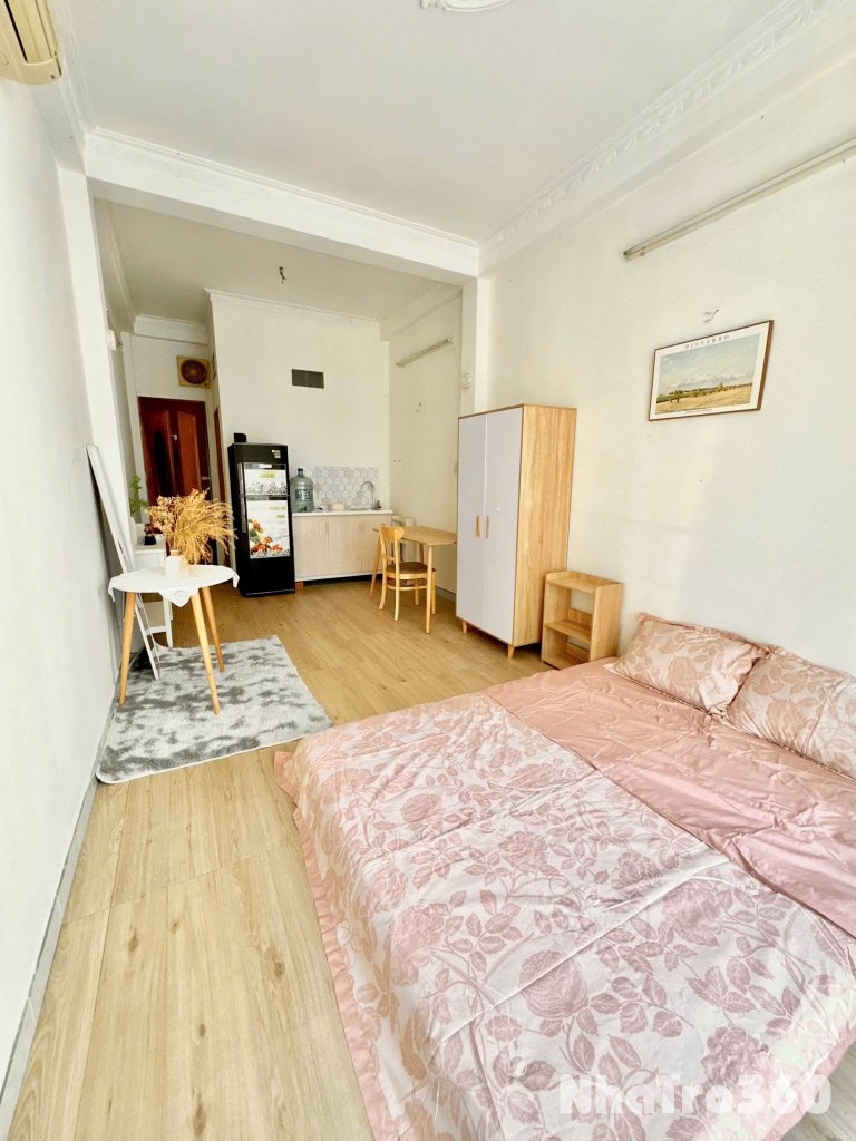 Cho Thuê Căn Hộ Quận 3 Có Ban Công Full Nội Thất Rộng Rãi