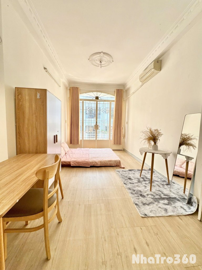 Cho Thuê Căn Hộ Quận 3 Có Ban Công Full Nội Thất Rộng Rãi