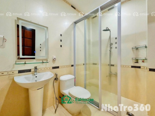 Full nội thất, mặt tiền, cửa sổ, vân tay