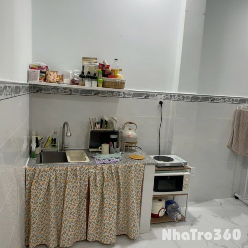 Cho thuê căn hộ Studio Ban công Q4 gần ĐH Luật, ĐH Nguyễn Tất Thành, chợ 200, nhà thờ Xóm Chiếu