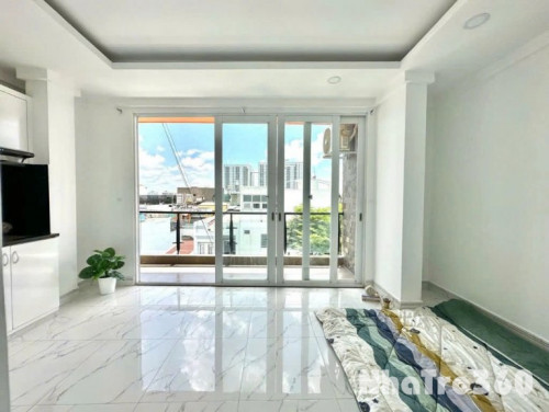 Pass gấp phòng ban công giảm 700k tiền cọc