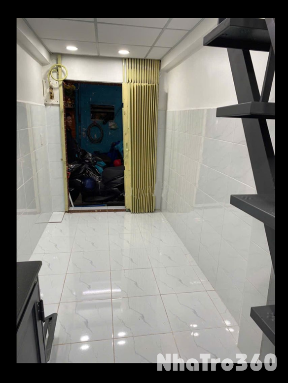 CHO THUÊ NHÀ NHỎ VÕ VĂN KIỆT, Q.1 GIÁ 5 TRIỆU.