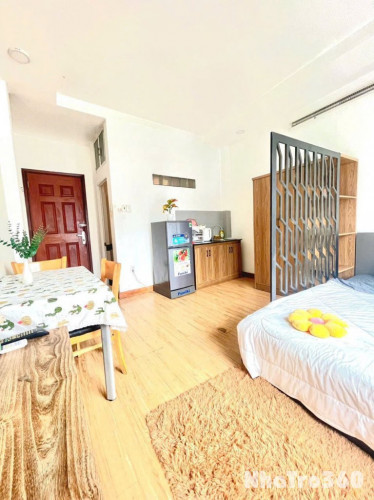 Cho thuê Studio cửa sổ thoáng Q1, gần chợ Tân Định, nhà thờ Tân Định, công viên Lê Văn Tám, cầu Bông, vòng xoay Điện Biên Phủ