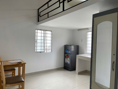 Cho thuê Duplex cửa sổ giá siêu hạt dẻ Q8 ngay cầu Nguyễn Văn Cừ, cầu Rạch Ông, chợ Rạch Ông, Parc Mall,…