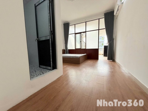 Full nội thất, sân thượng, 1 phòng ngủ, tách bếp