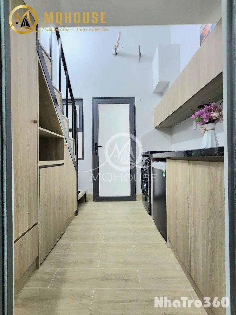 CĂN HỘ DUPLEX MÁY GIẶT RIÊNG NGAY HỌC VIỆN HK
