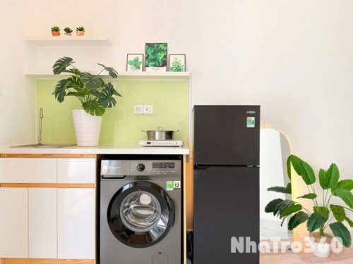 PHÒNG BAN CÔNG 40m2 QUẬN 1 NGUYỄN TRÃI GẦN SƯ PHAM