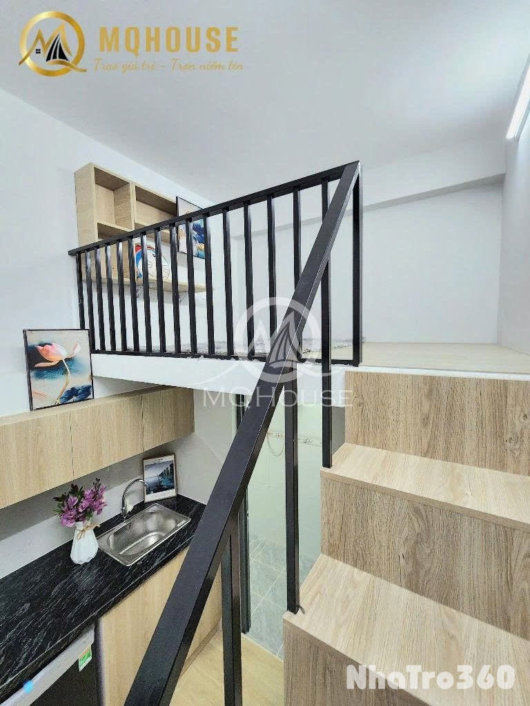 CĂN HỘ DUPLEX MÁY GIẶT RIÊNG NGAY HỌC VIỆN HK