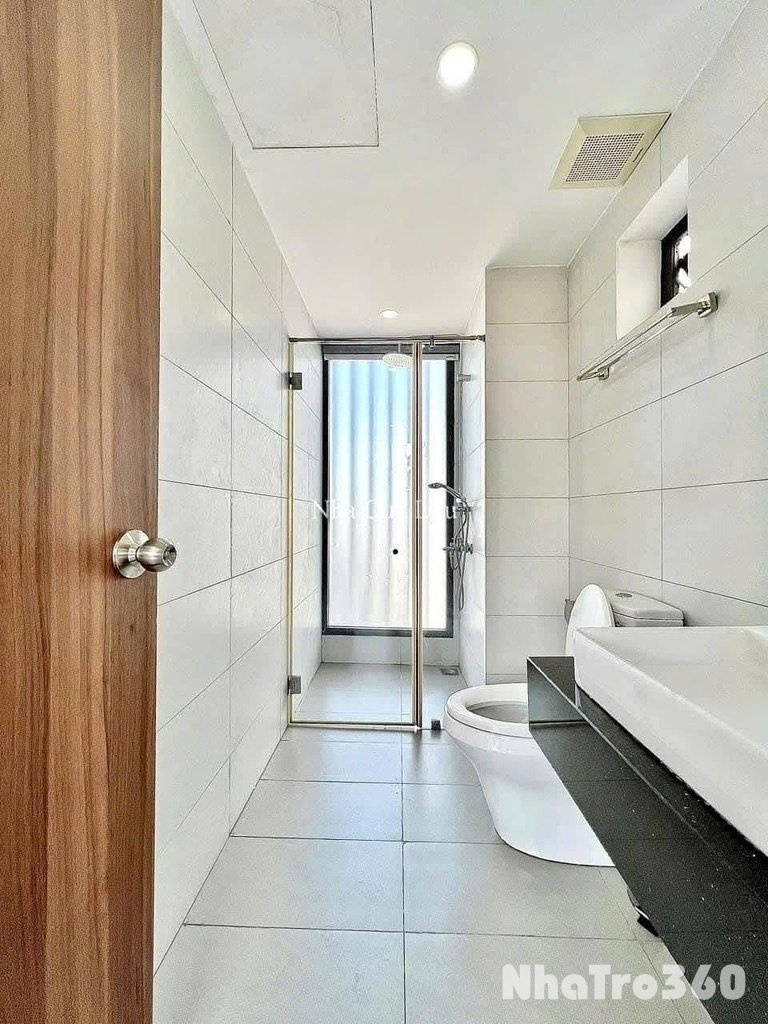 CHO THUÊ PHÒNG 1PN HIỆN ĐẠI NGAY ETOWN CỘNG HOÀ,TB