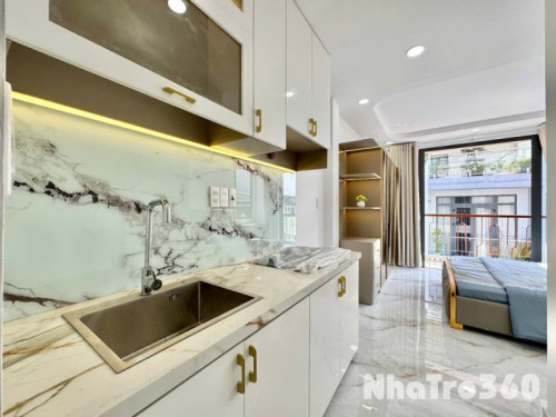 STUDIO FULL NỘI THẤT BAN CÔNG THOÁNG MÁT