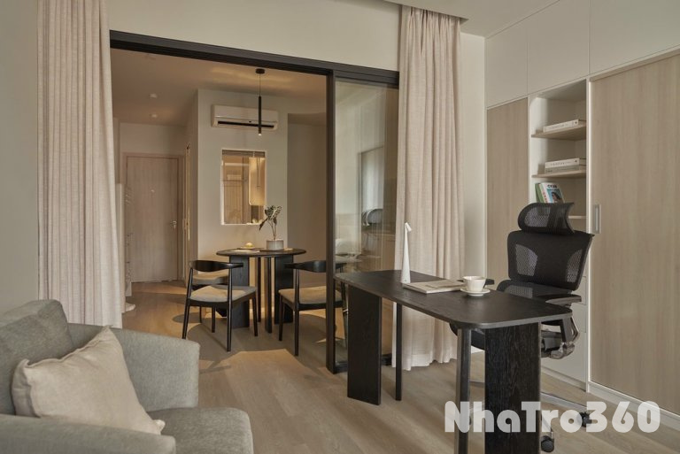 Cho thuê căn hộ 1PN quận 1 ban công full nội thất