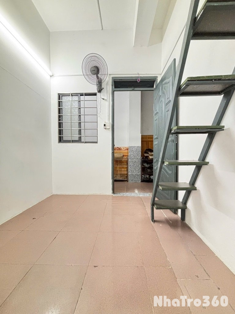 Ngay ngã tư an sương Q12