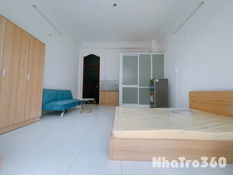 Cho thuê căn hộ ban công, Q8, Đường Âu Dương Lân, gần Cầu Nguyễn Văn Cừ, Cầu Chữ Y, ĐH Sài Gòn