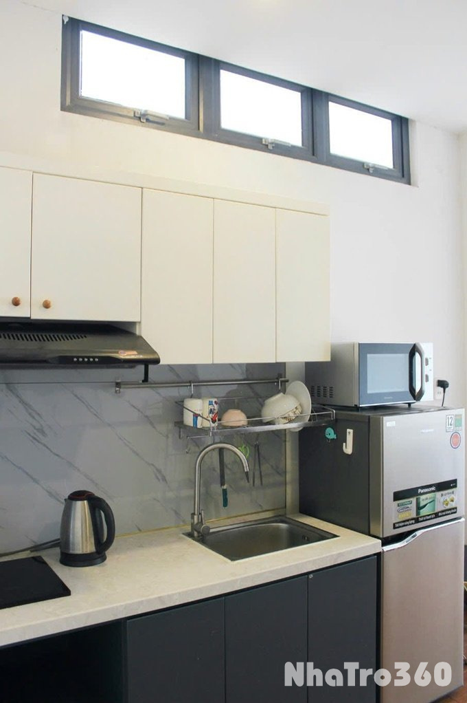 Cho thuê studio ban công quận 1, full nội thất