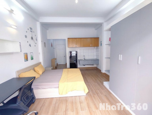 Cho thuê căn hộ Studio Ban công thoáng Q1 gần chợ Tân Định, nhà thờ Tân Định, công viên Lê Văn Tám