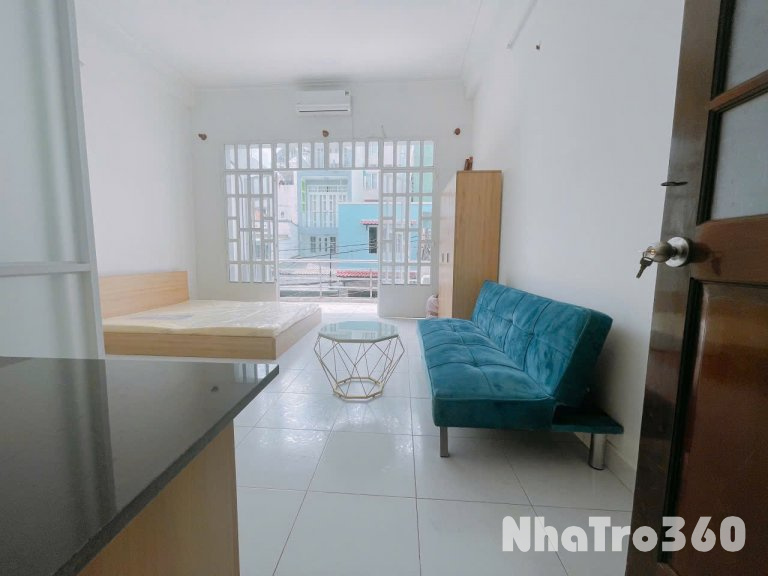 Cho thuê căn hộ ban công, Q8, Đường Âu Dương Lân, gần Cầu Nguyễn Văn Cừ, Cầu Chữ Y, ĐH Sài Gòn