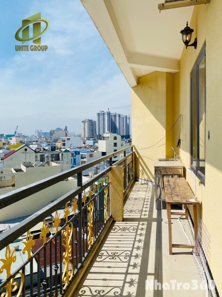 Cho thuê căn hộ ban công, Q4, Đường Xóm Chiếu, gần ĐH Nguyễn Tất Thành, cầu Tân Thuận, chợ Xóm Chiếu