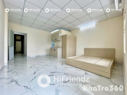 Full nội thất, ban công, tự do, giá rẻ, rộng 40m2